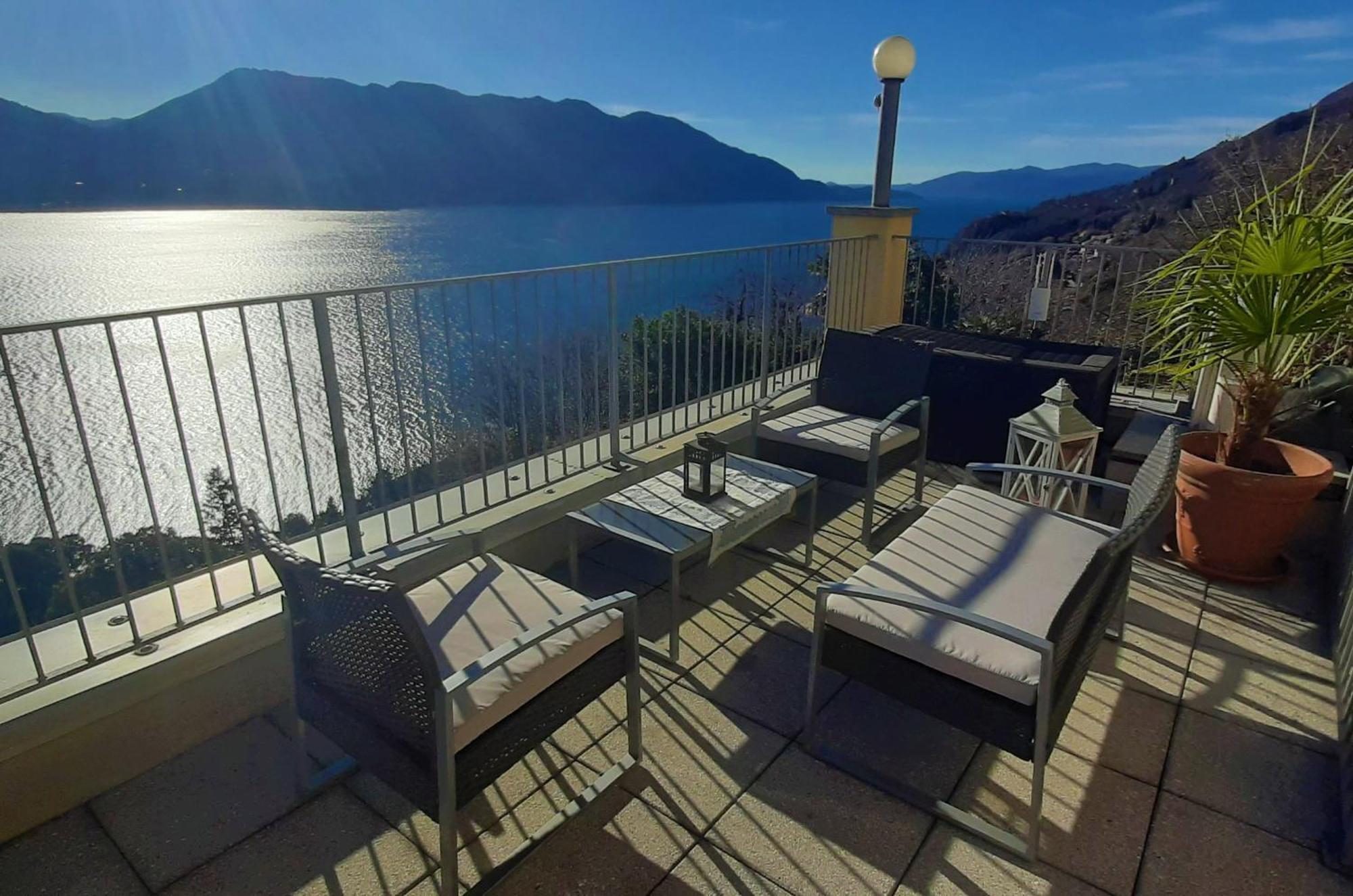 Residenza Le Camelie Apartment Oggebbio Luaran gambar